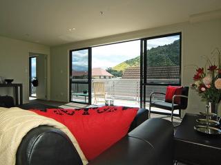 Atlas Suites & Apartments