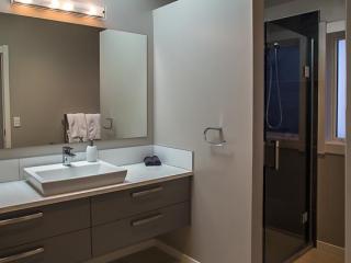 Luxury Bathrooms