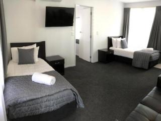 Twin Rooms