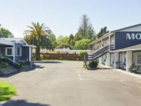 THE ROSELANDS MOTEL
