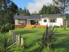 Rolling Hills Country Stay B&B Tauranga