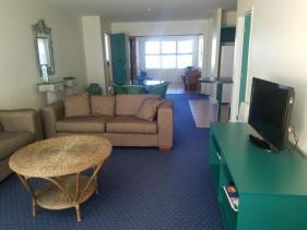 Apartment Lounge